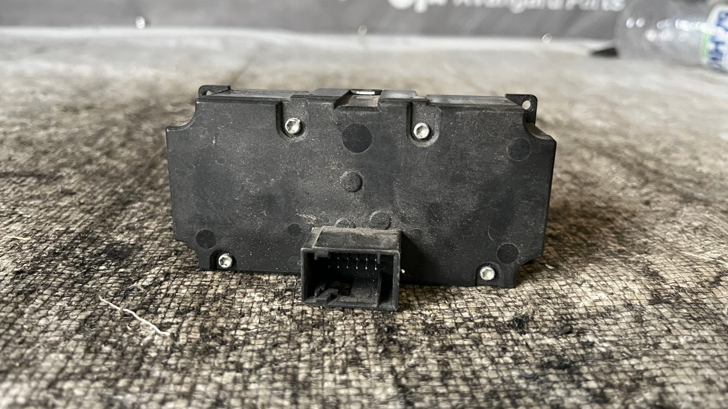 BMW 5 E60 ключ светлини