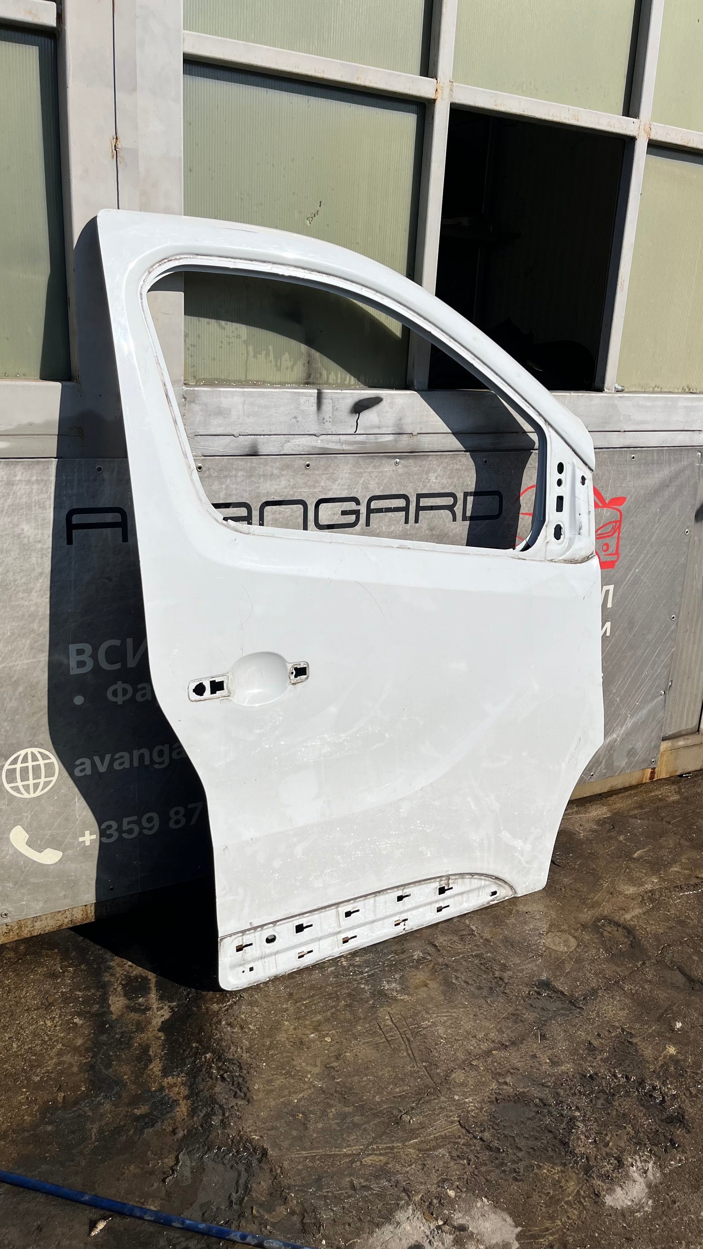 Предна дясна врата Renault Traffic 3, Opel Vivaro B