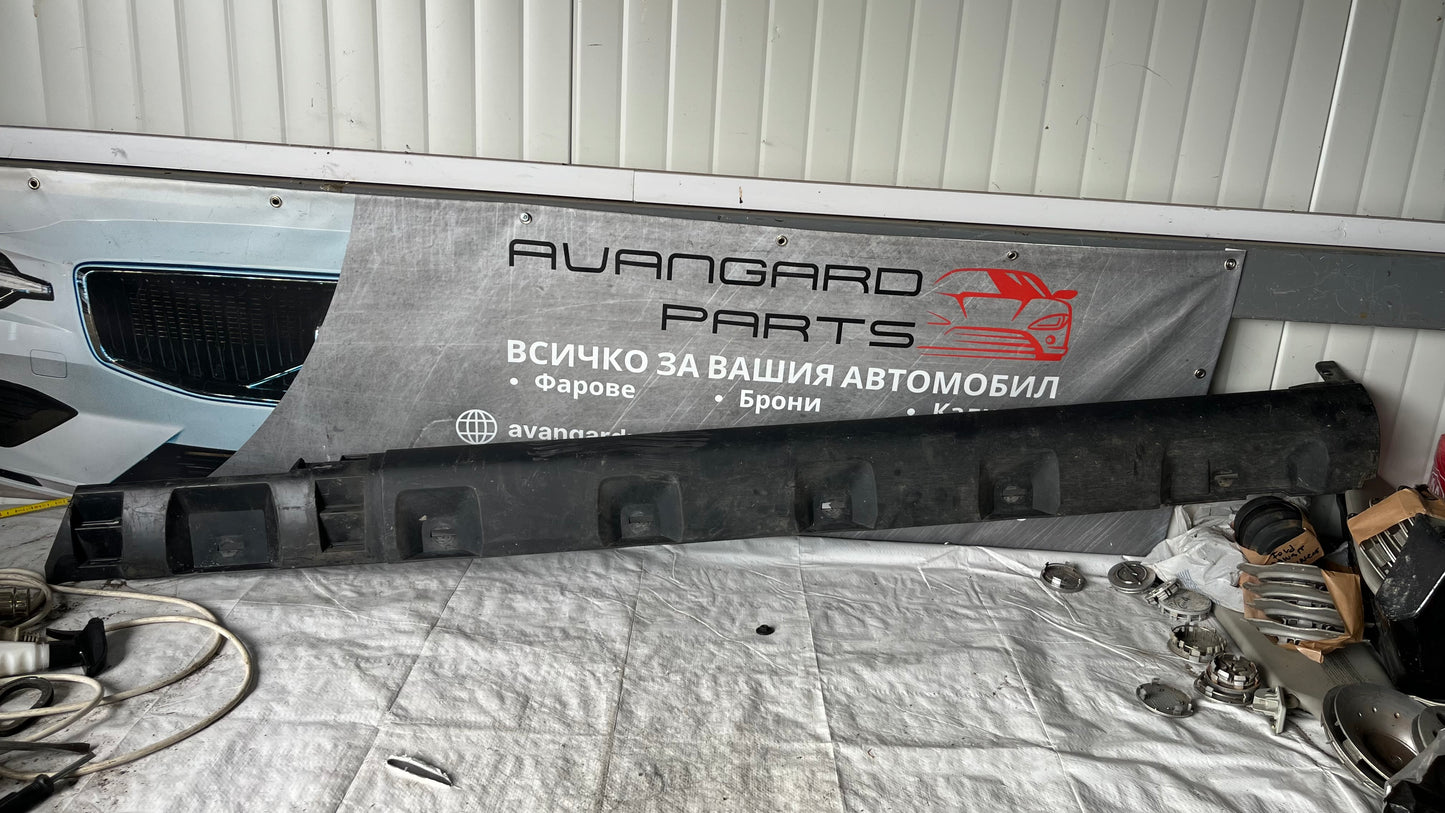 Десен праг Dacia Sandero 2