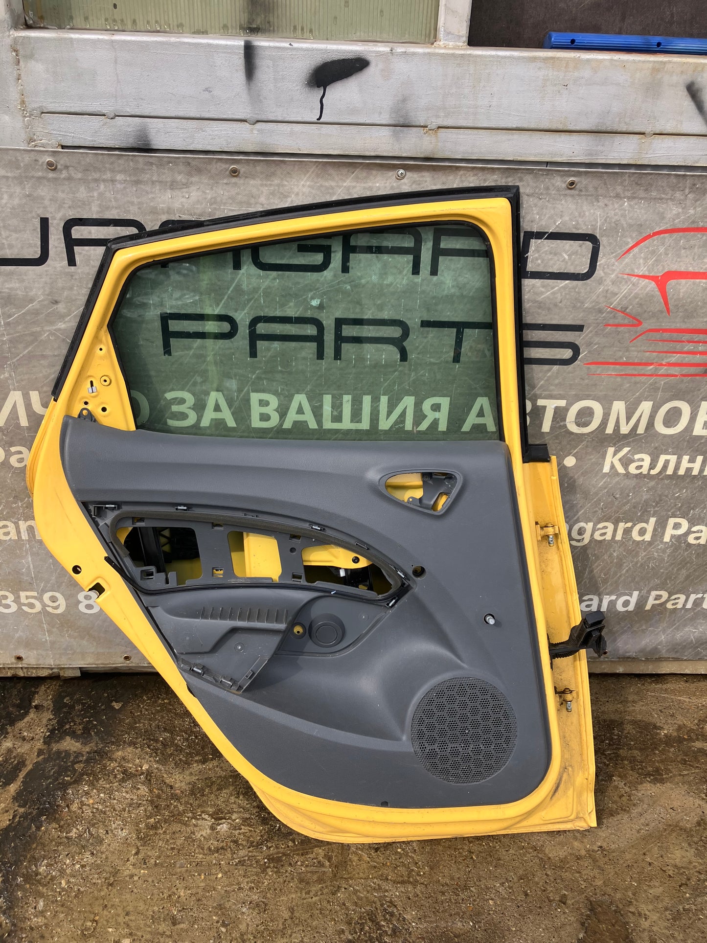 Оригинална задна лява врата за Seat Ibiza 4