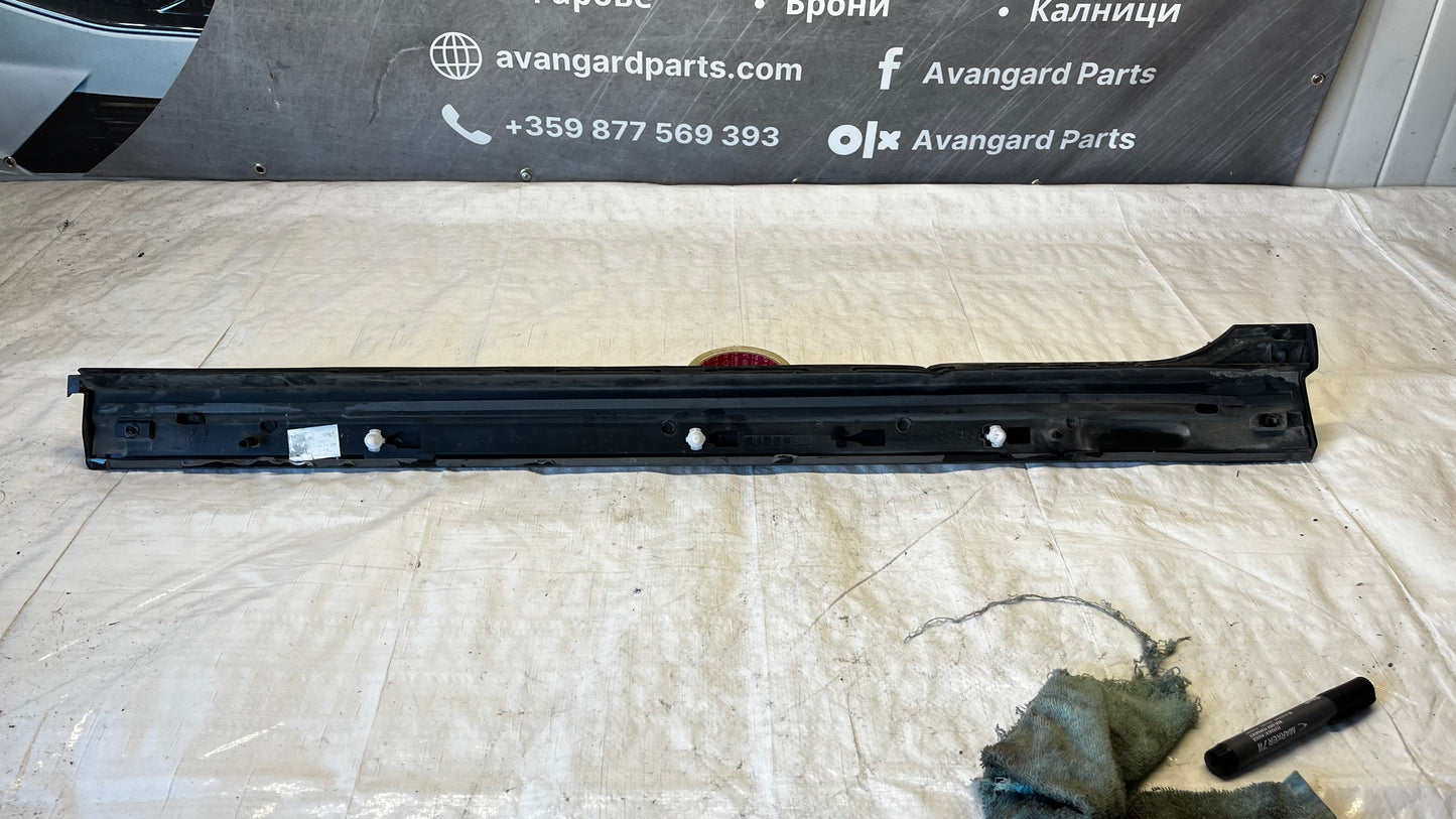 Volkswagen Sharan задна лява декорстивна лайстна