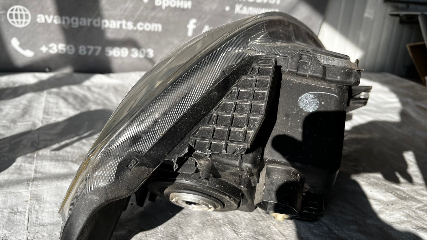 Suzuki Vitara 15- десен фар