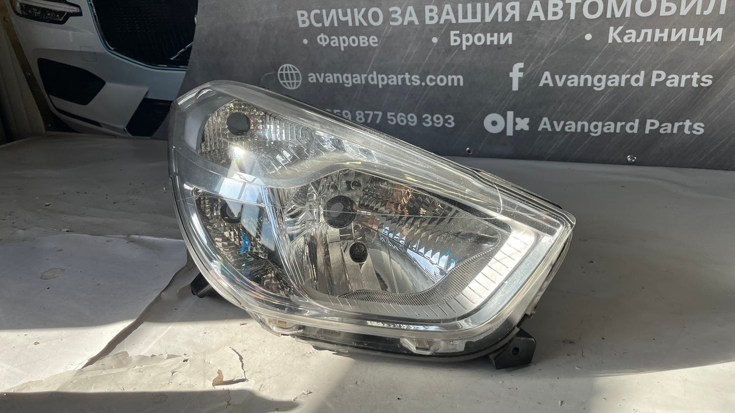 Десен фар Dacia Dokker 1 2012-