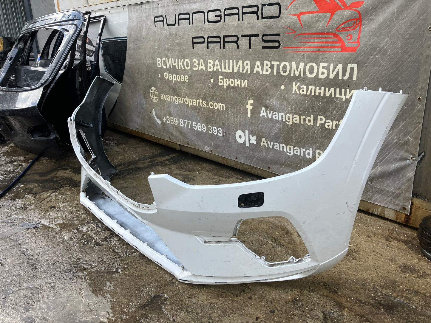 Предна броня за Volvo xc60