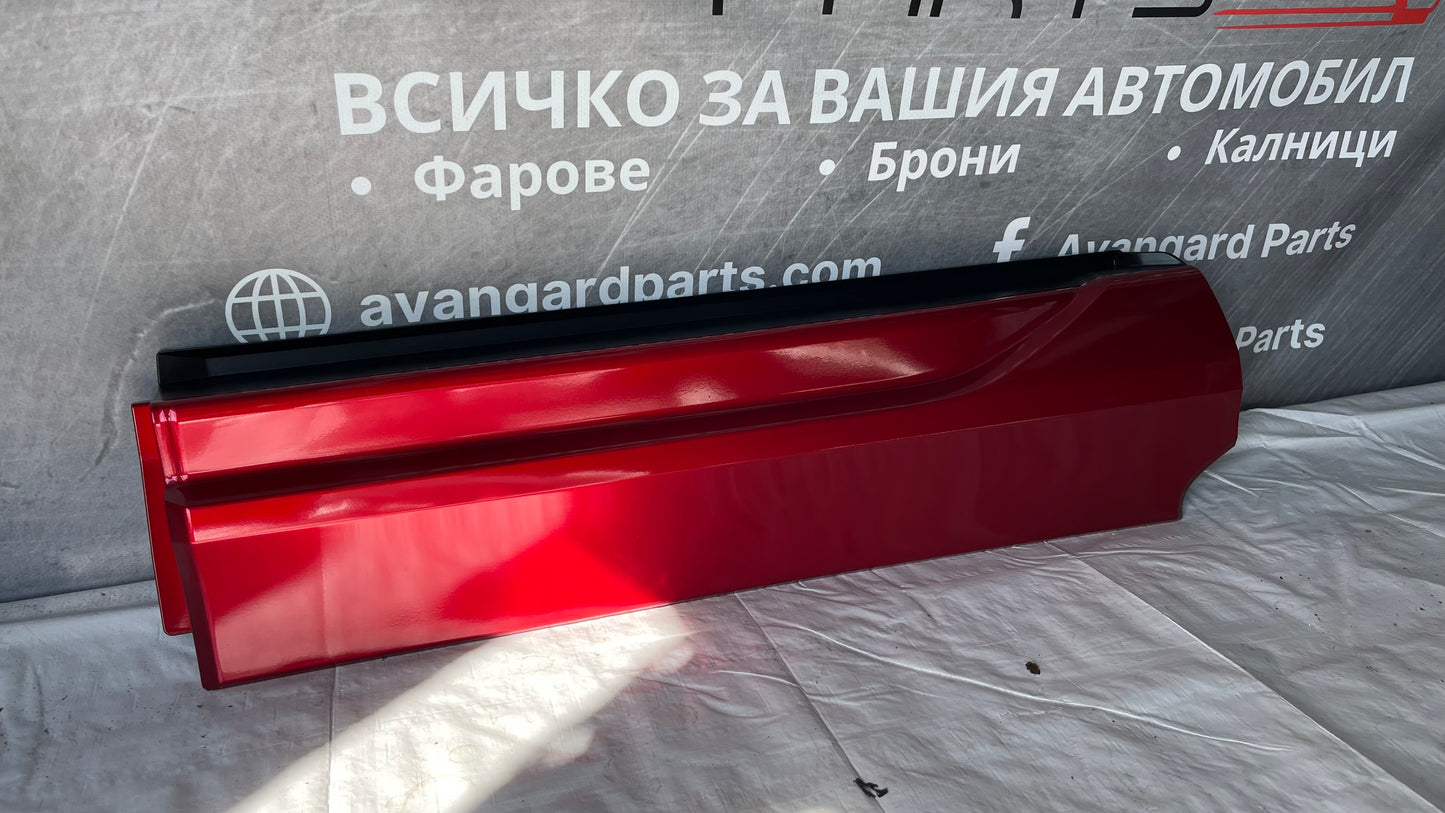 Декоративна лайстна за задна дясна врата Mitsubishi Eclipse Cross 2021-