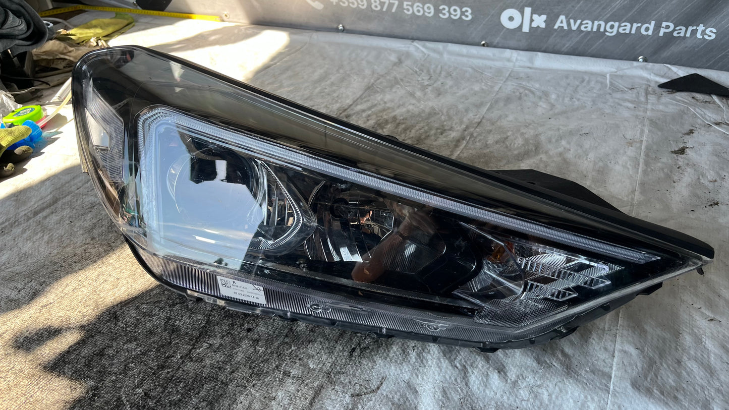 Десен фар Hyundai Tucson 4 2020-