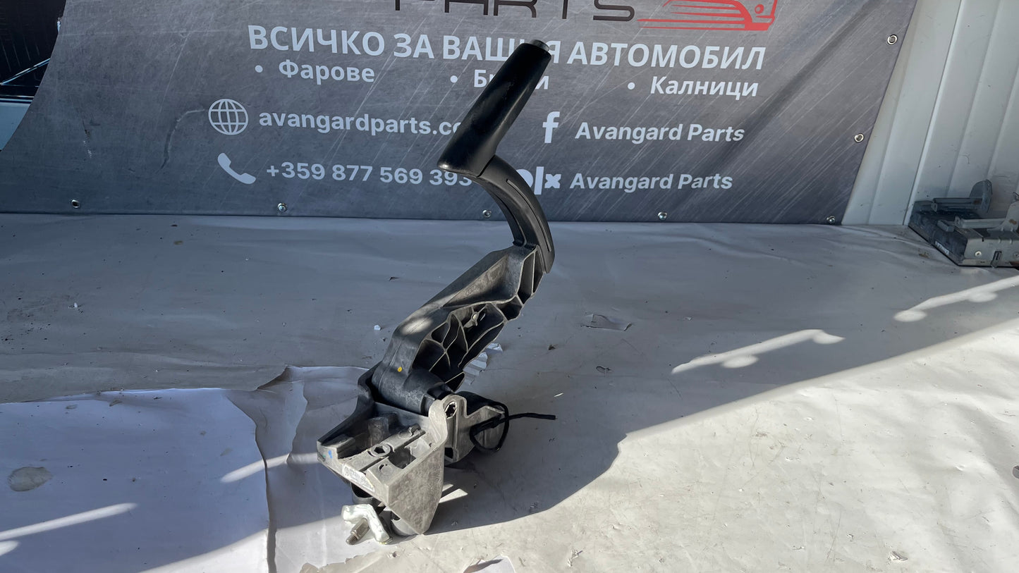 Лост за ръчна спирачка Audi A3 8P 2003-2012