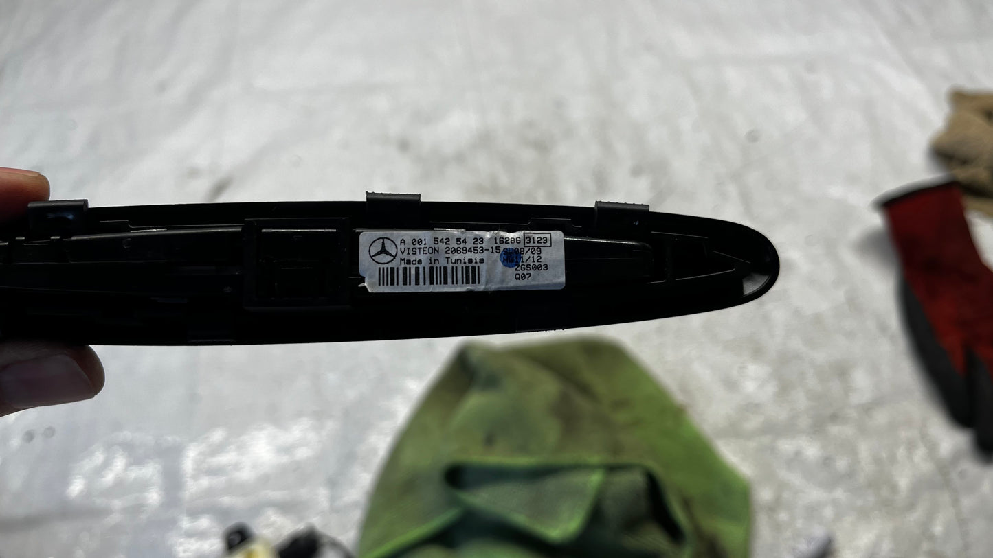 Mercedes C W205 дисплей парктроник