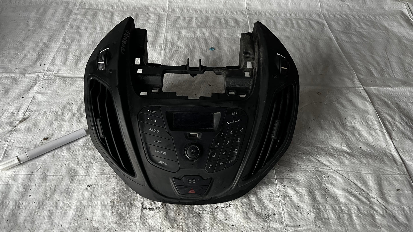 Ford Transit Courier 14- радио