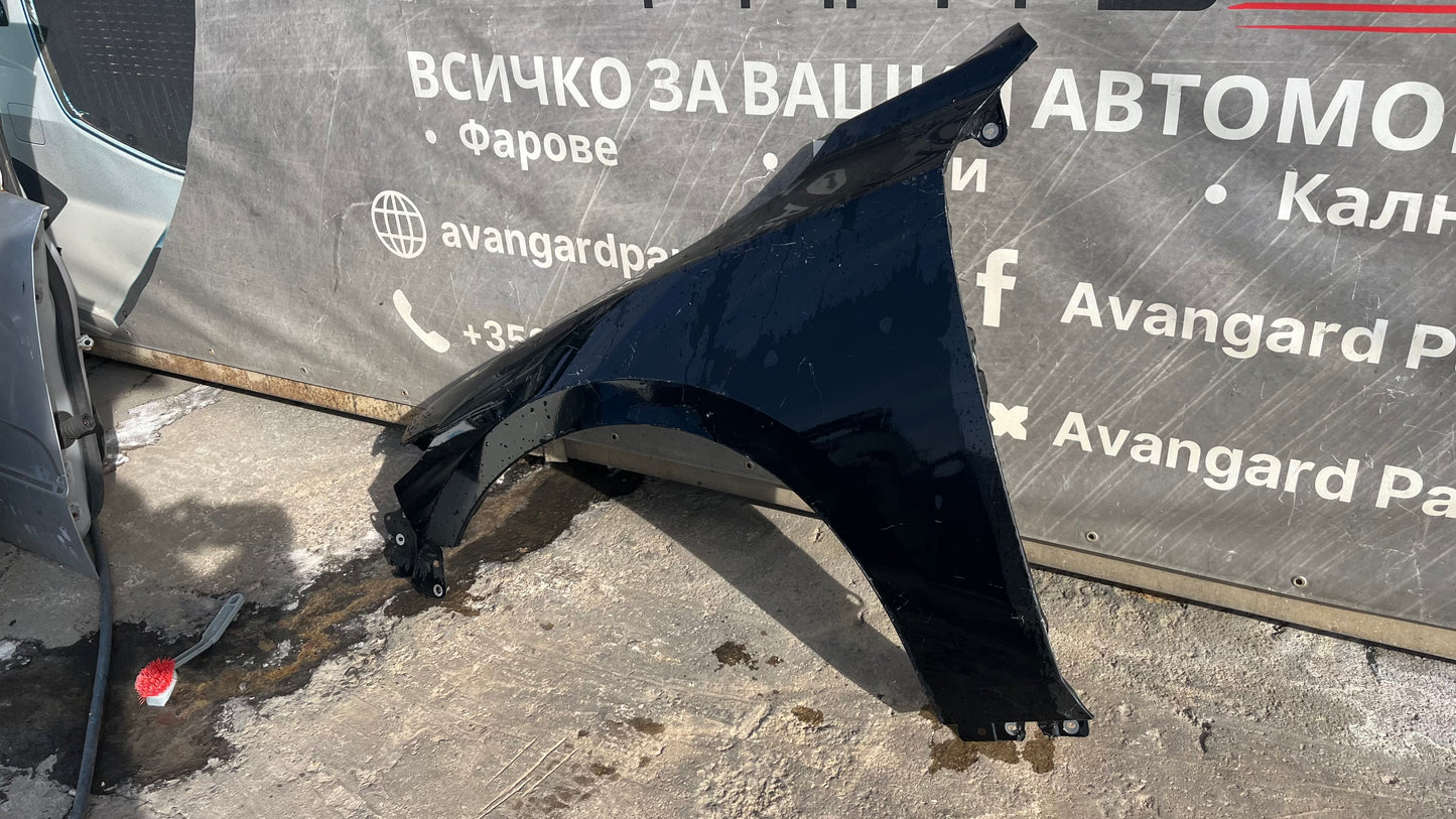 Ляв калник Mazda 3 2019-