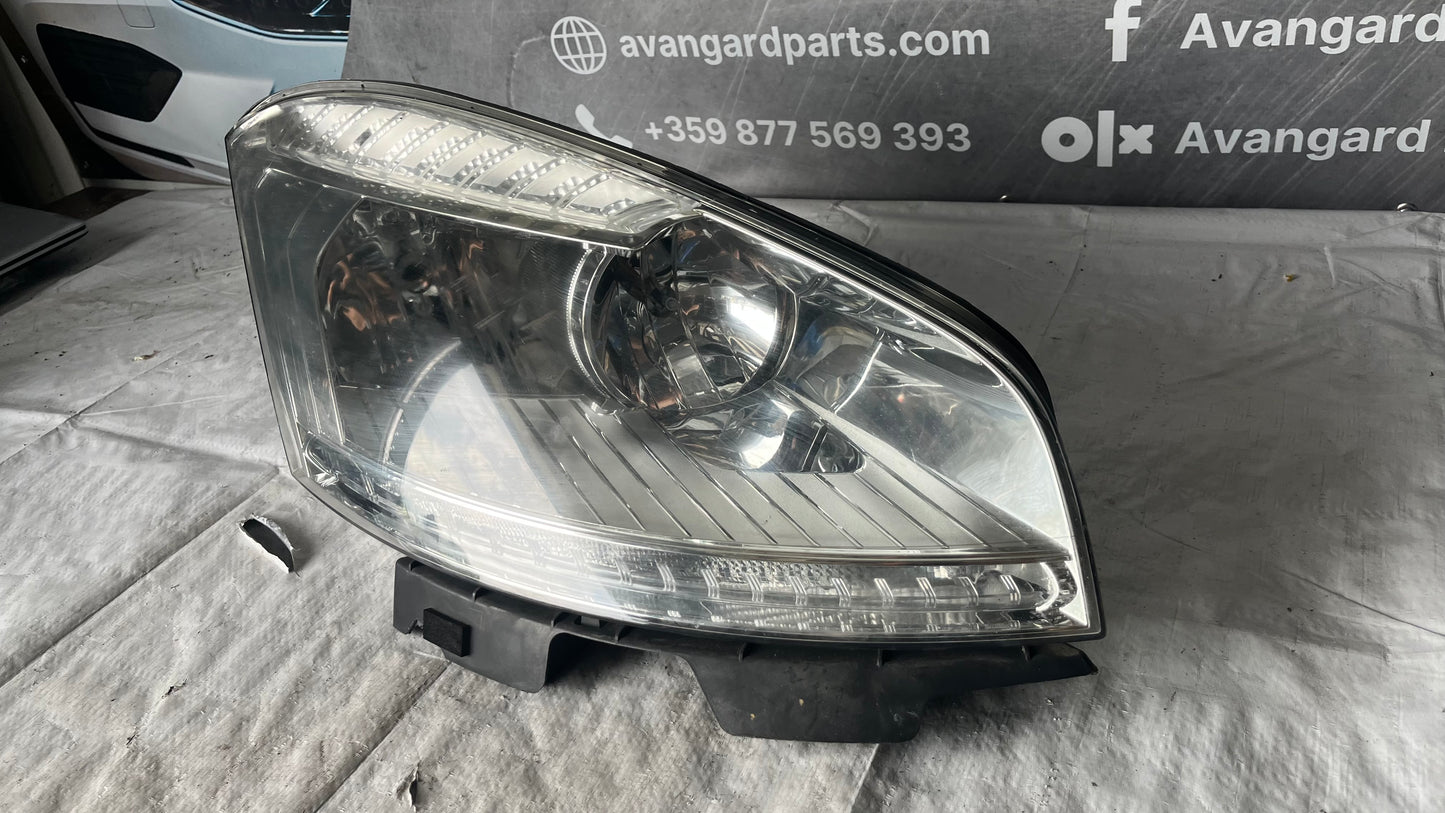 Десен фар Citroen C4 Grand Picasso 2011
