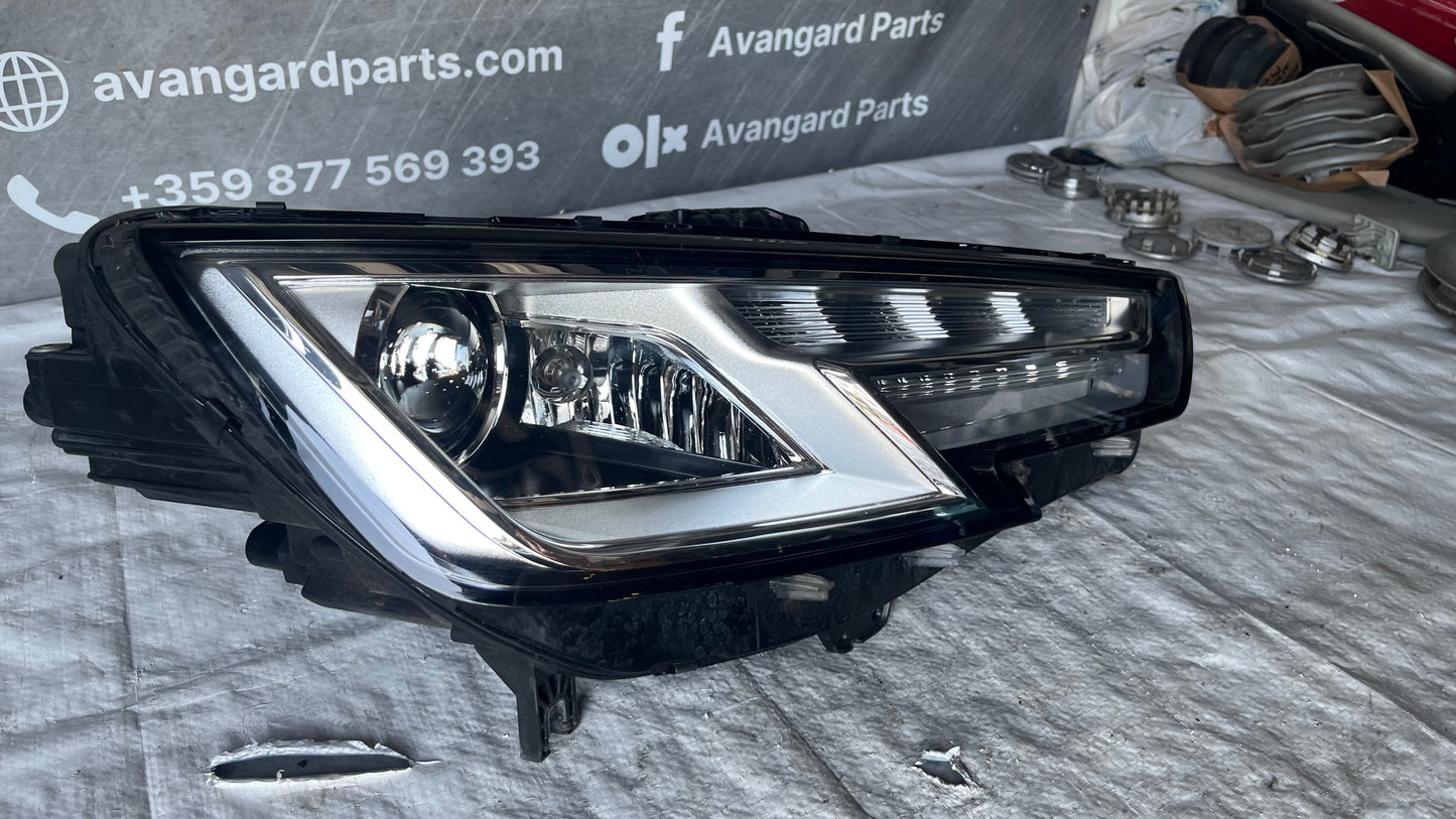 Десен фар Audi A4 B9 2015-