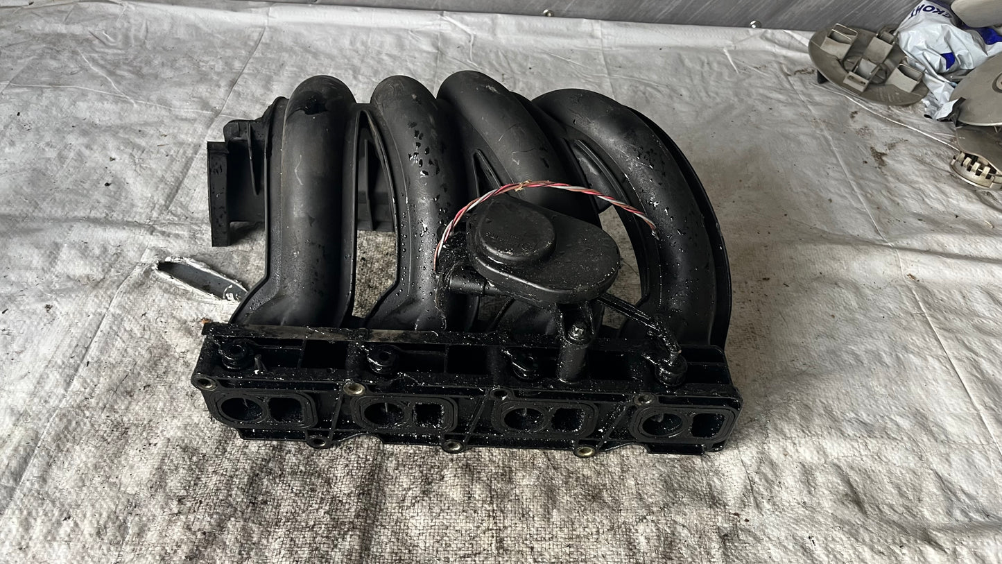 Mercedes C W203 колектор