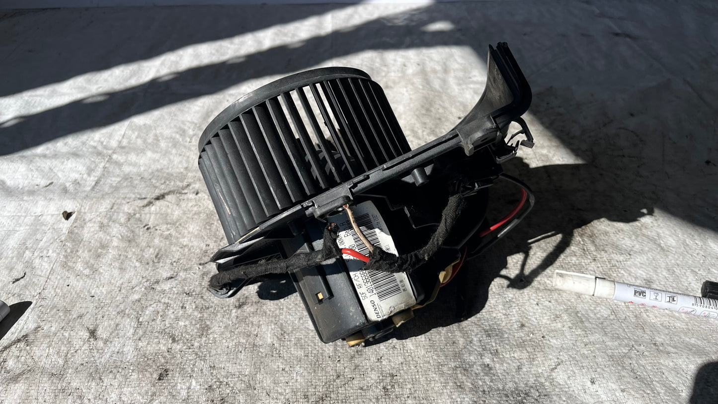 Citroen Jumpy 07- вентилатор парно