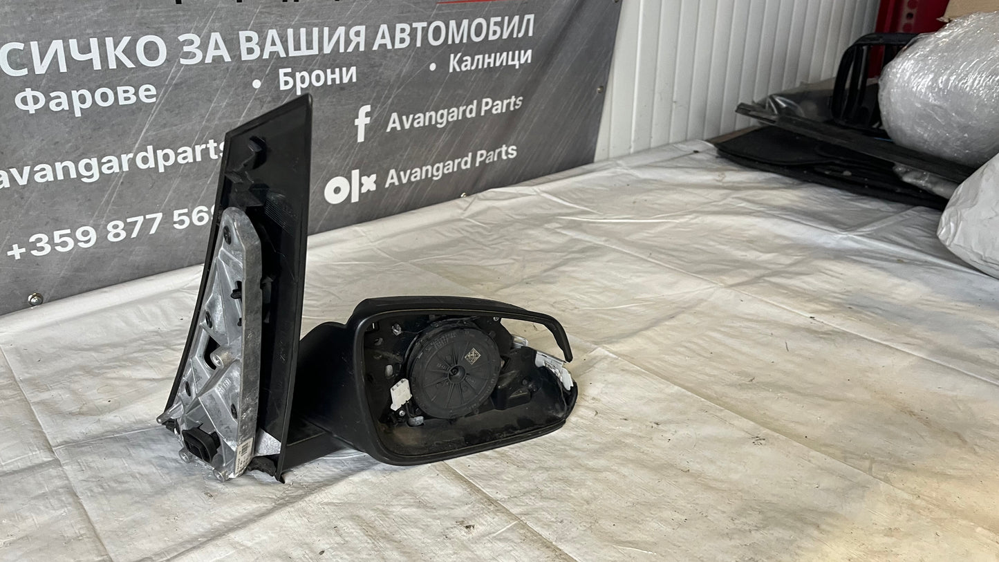 Дясно огледало без заден капак и стъкло BMW 2 F46 2014-2021