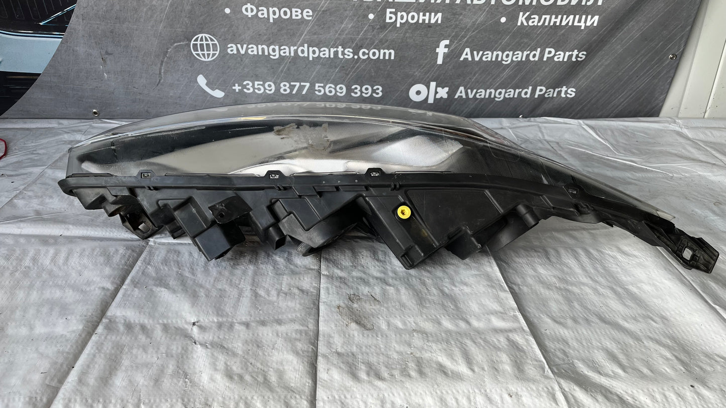 Десен фар Ford Transit Connect