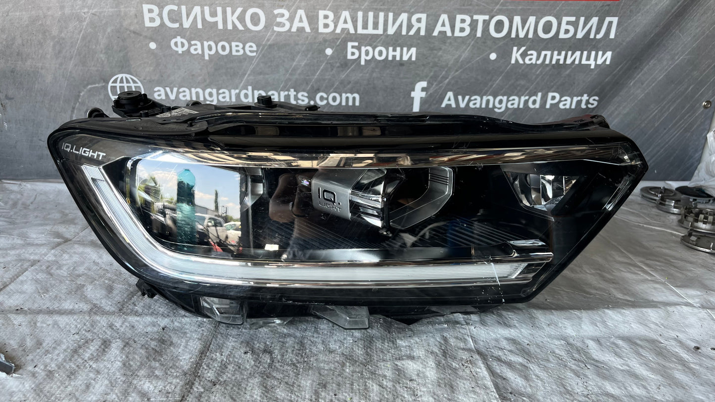Десен фар Volkswagen T-Roc 2022