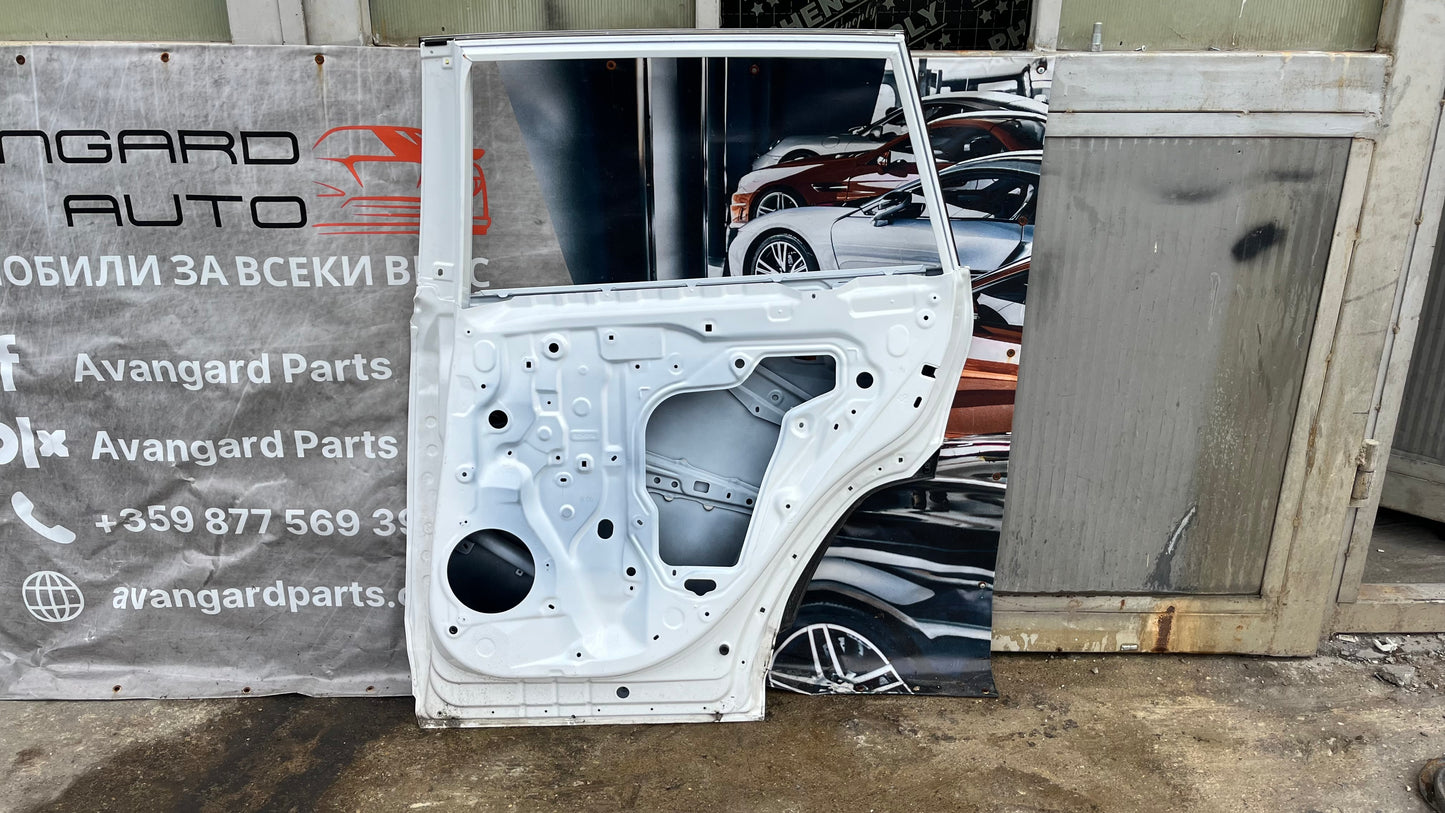 Toyota RAV4 5 задна дясна врата