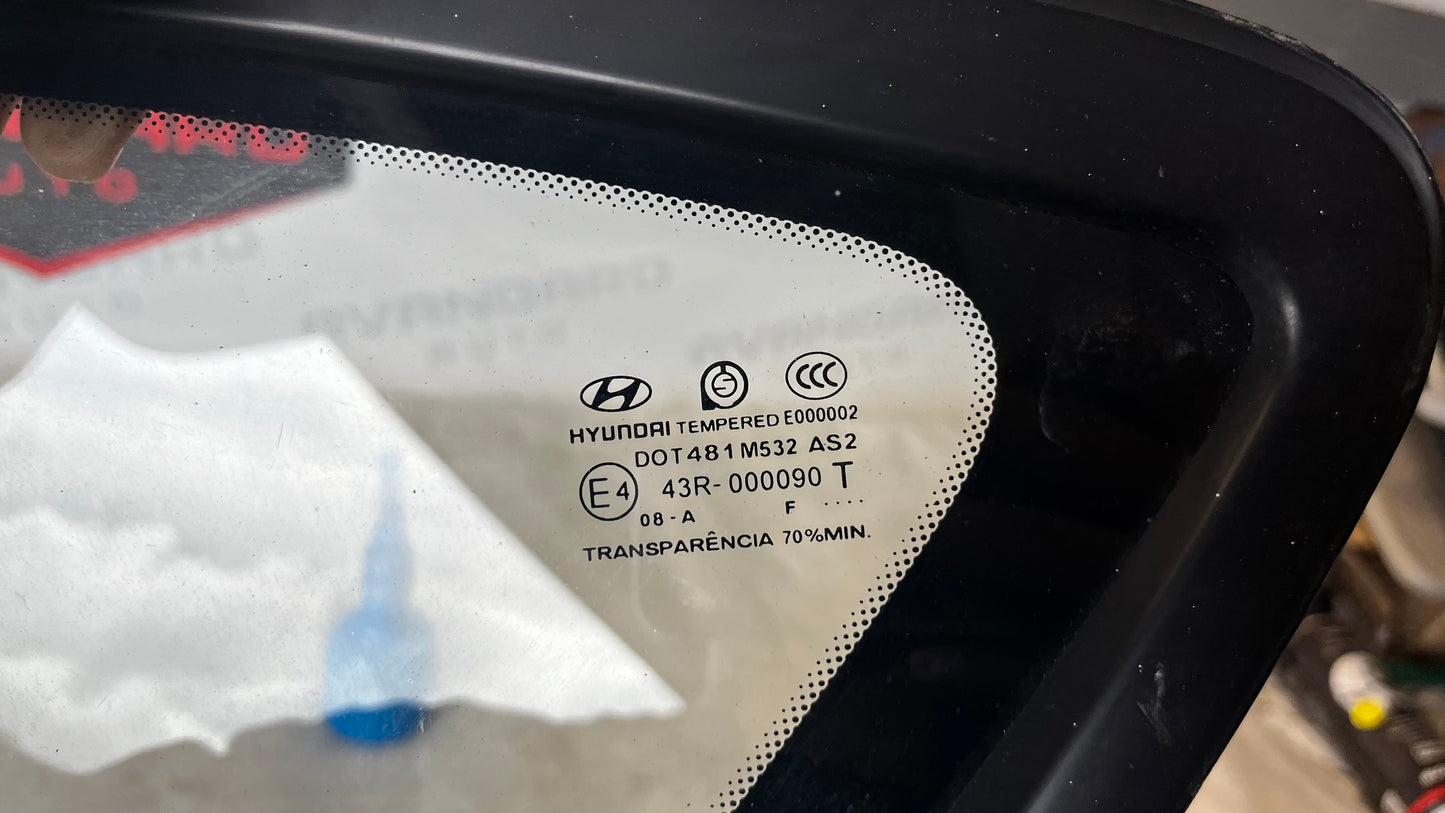 Hyundai i30 07- задно ляво стъкло