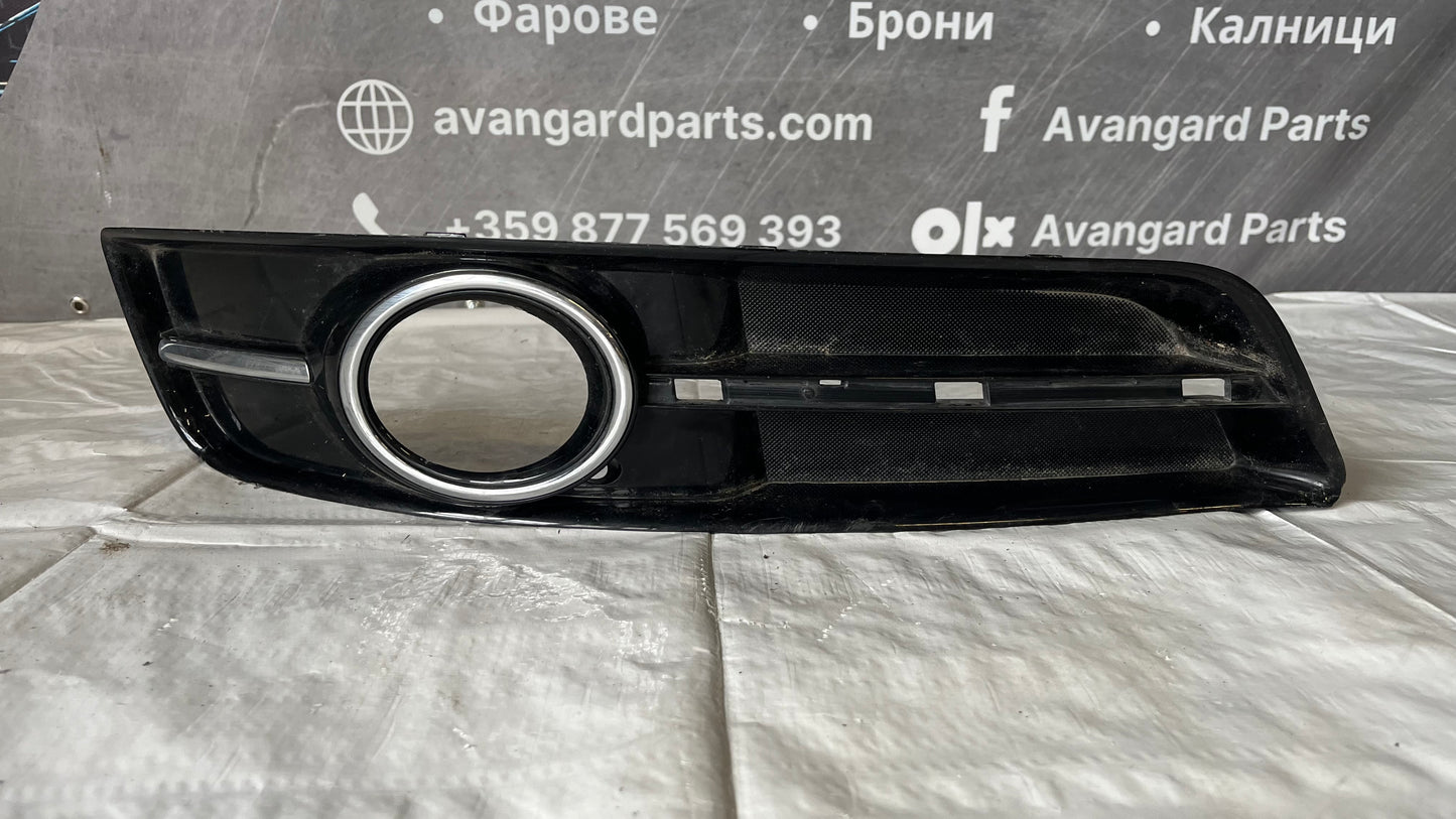 Дясна решетка за халоген Audi A3 8P 2006-2013