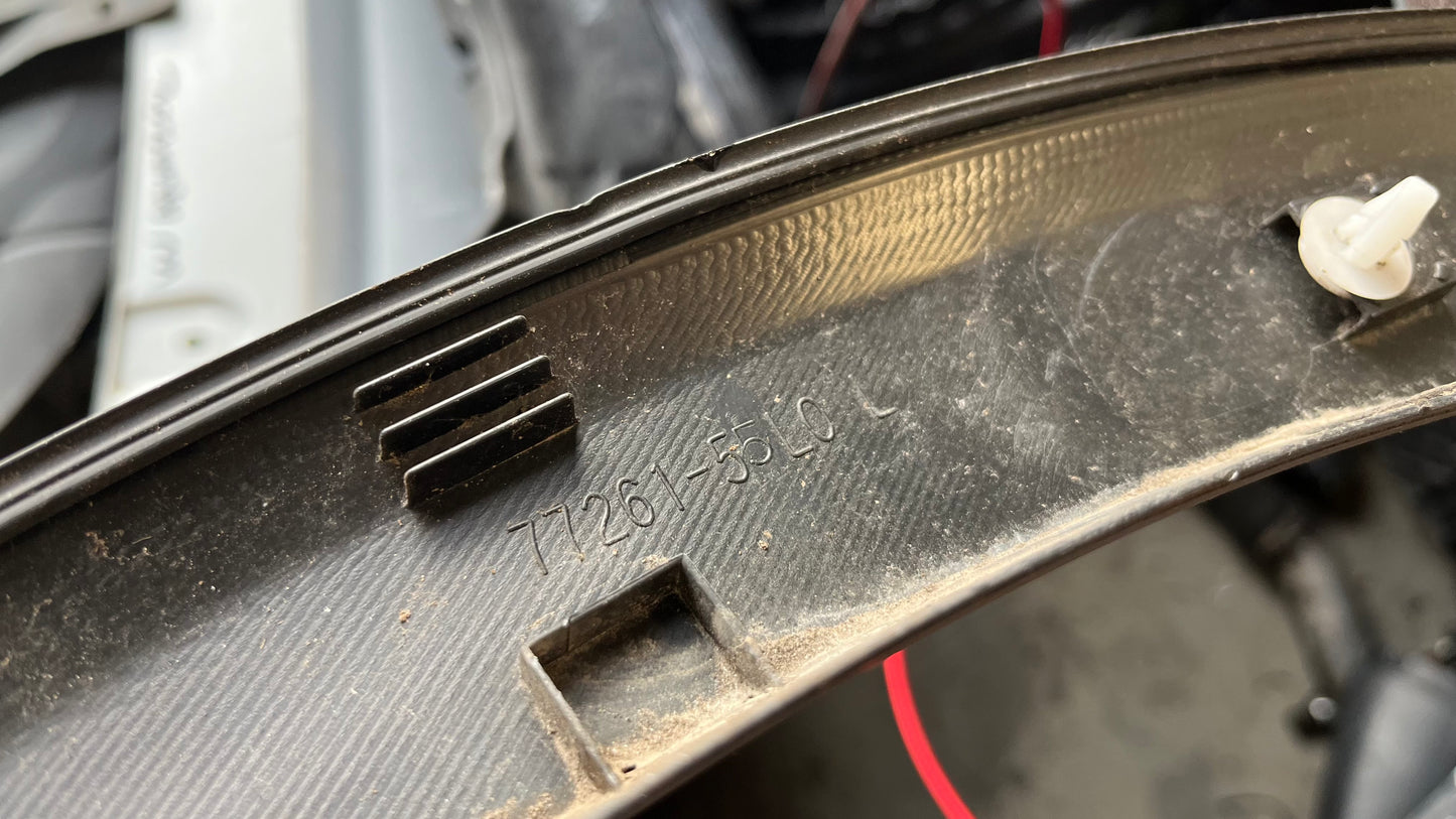 Suzuki SX4 вежда задна лява