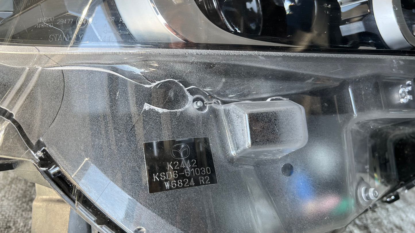 Mazda CX5 2022- десен фар