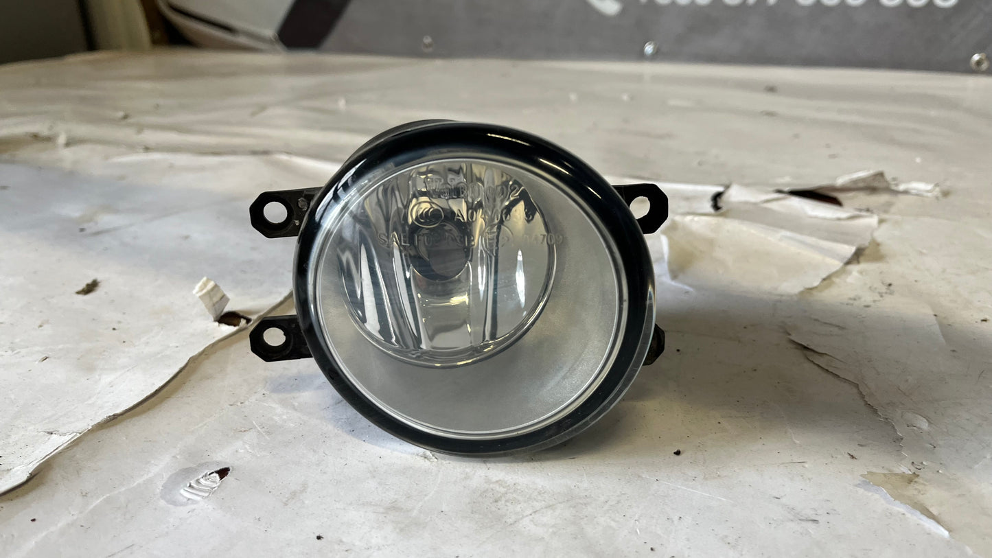 Десен халоген Toyota Yaris 2006-2016