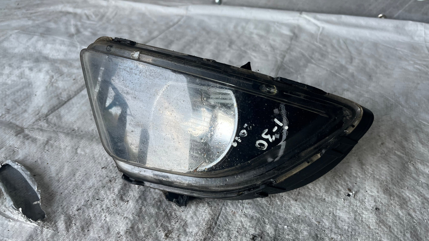 Hyundai i30 ляв халоген