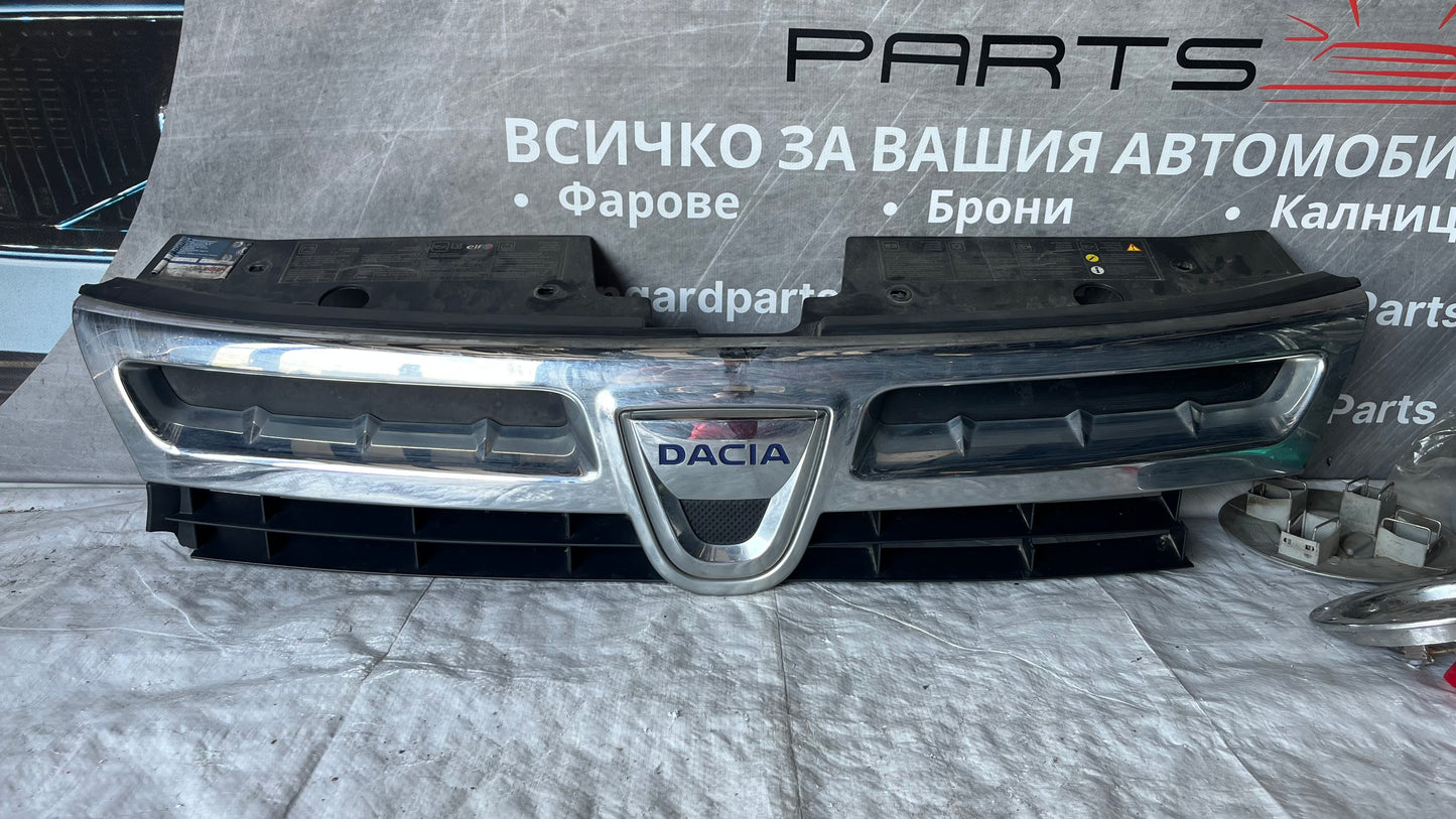 Dacia Duster 2012- предна решетка