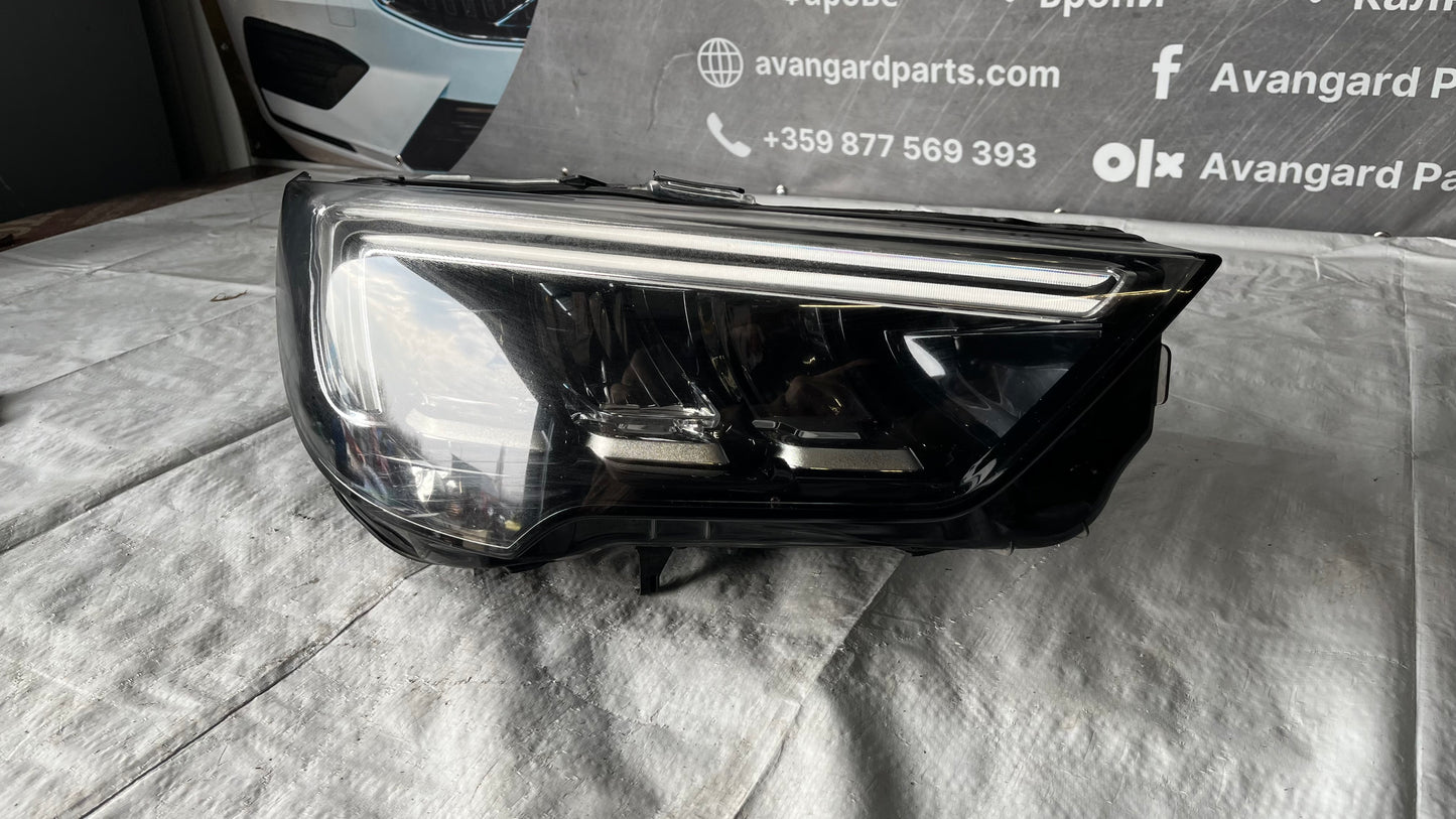 Десен фар Opel Crossland X