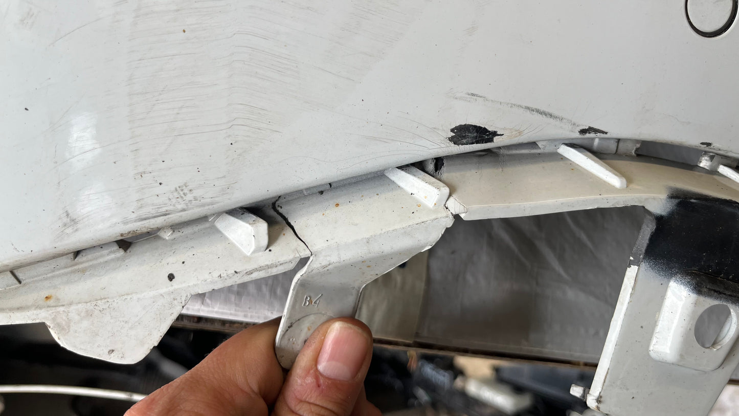 Renault Grand Scenic ляв ъгъл задна броня