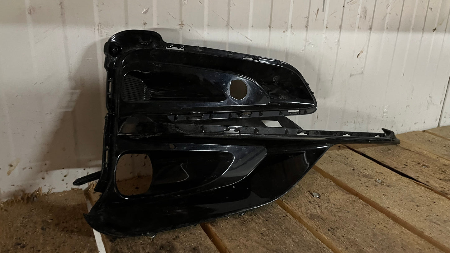 Решетка на десен халоген Ford Kuga 3