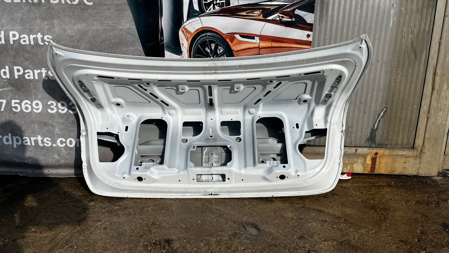 BMW 3 F30 багажна врата