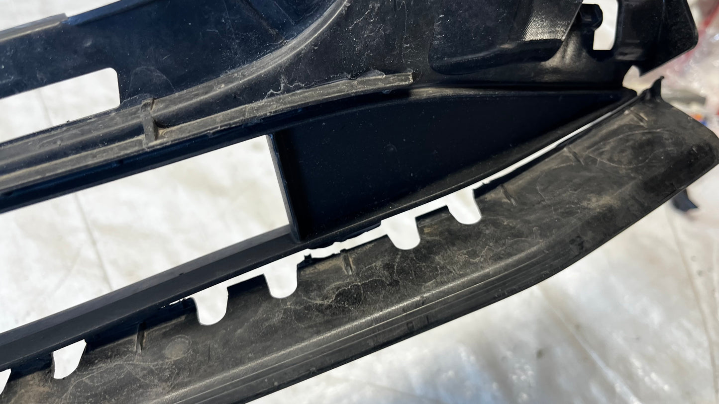 Audi A6 C8 S-Line предна решетка