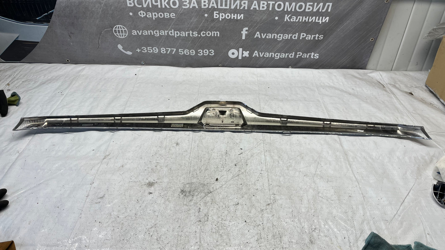 MAN TGE предна лайстна