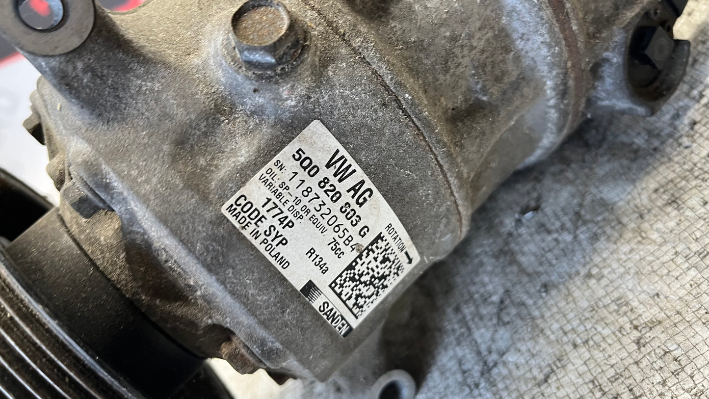 Volkswagen Golf 7 1.6tdi компресор климатик