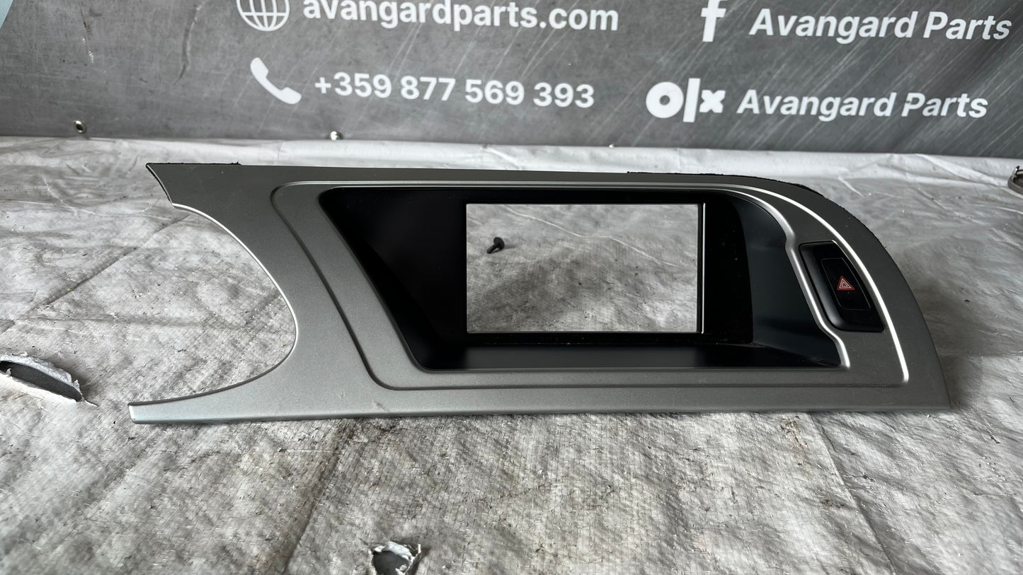 Панел дисплей Audi A4 B8