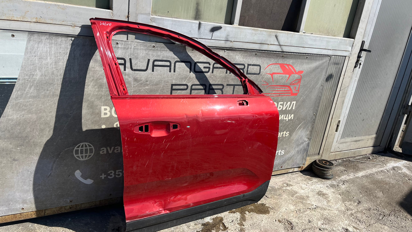 Предна дясна врата Volvo C40 2021-