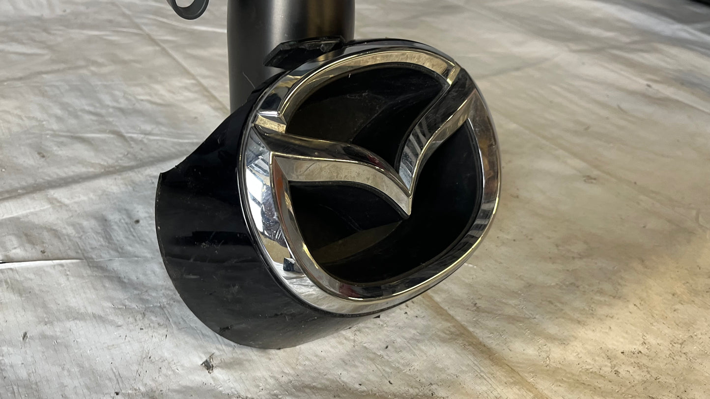 Емблема Mazda CX5 2017-