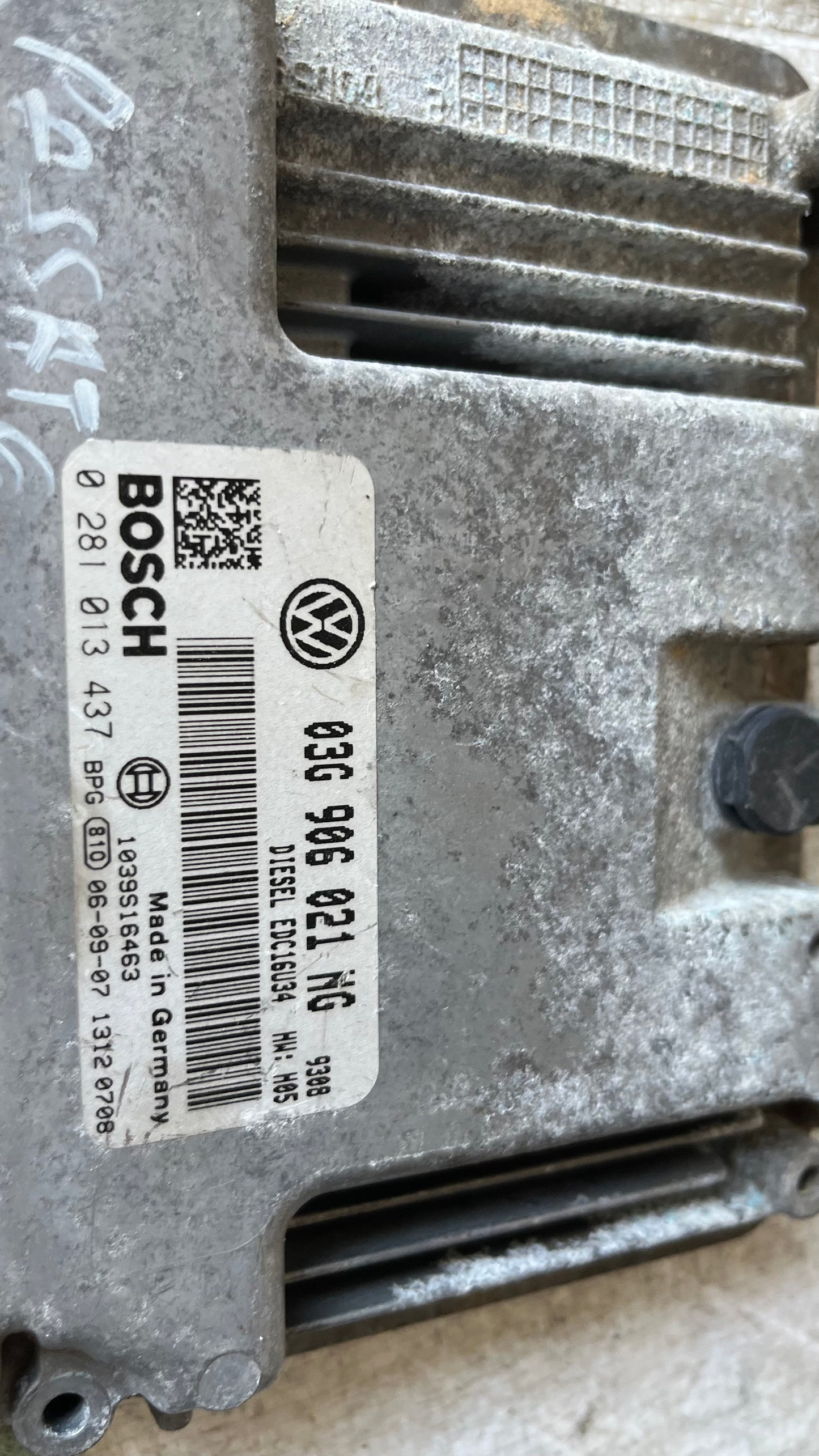 Компютър Volkswagen Passat B6 1.9TDI