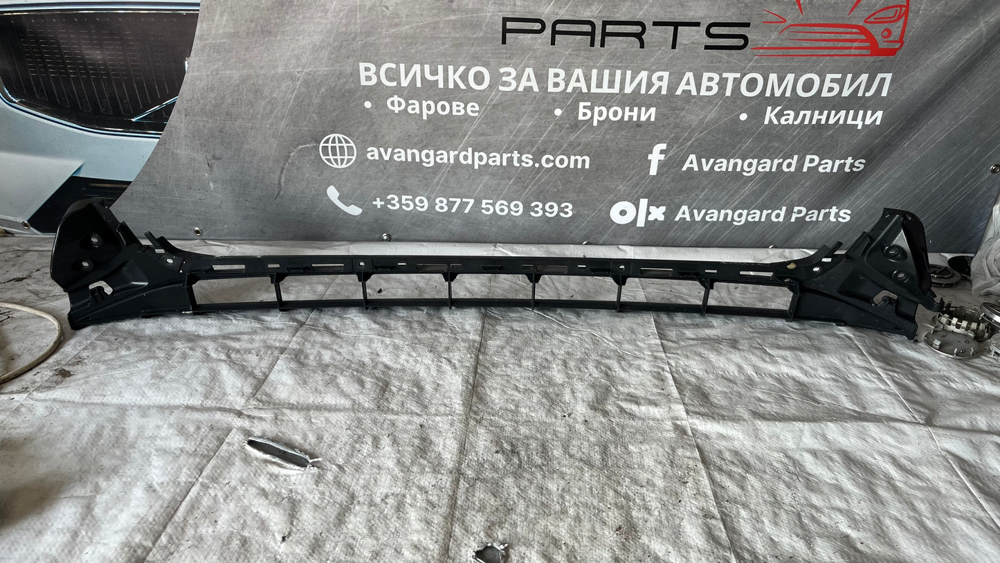 Решетка предна броня Audi A6 4K