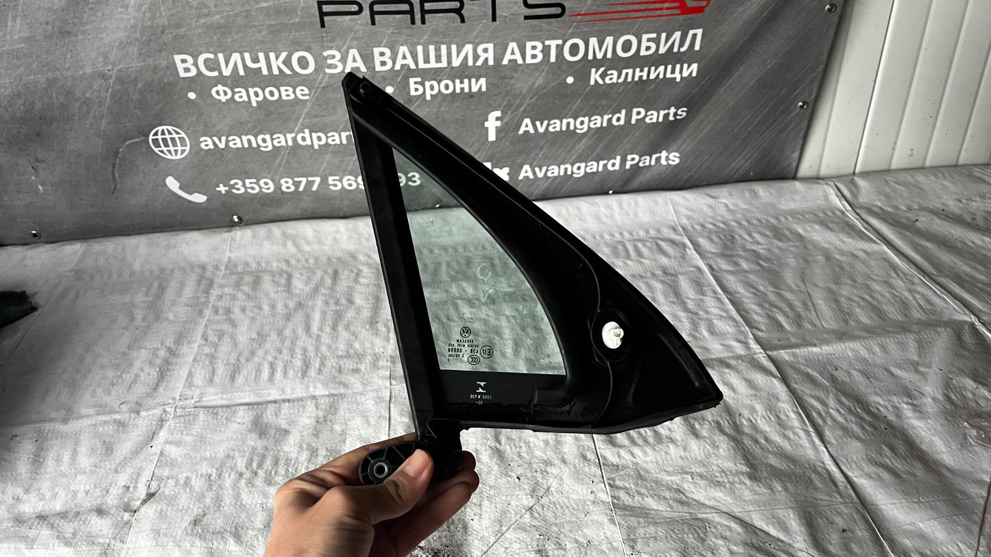 Volkswagen Tiguan 18- предно ляво стъкло