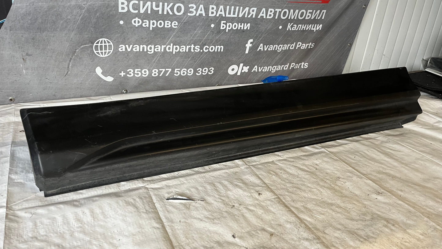 Декоративна лайстна за предна лява врата Mitsubishi Eclipse Cross 2022-2024