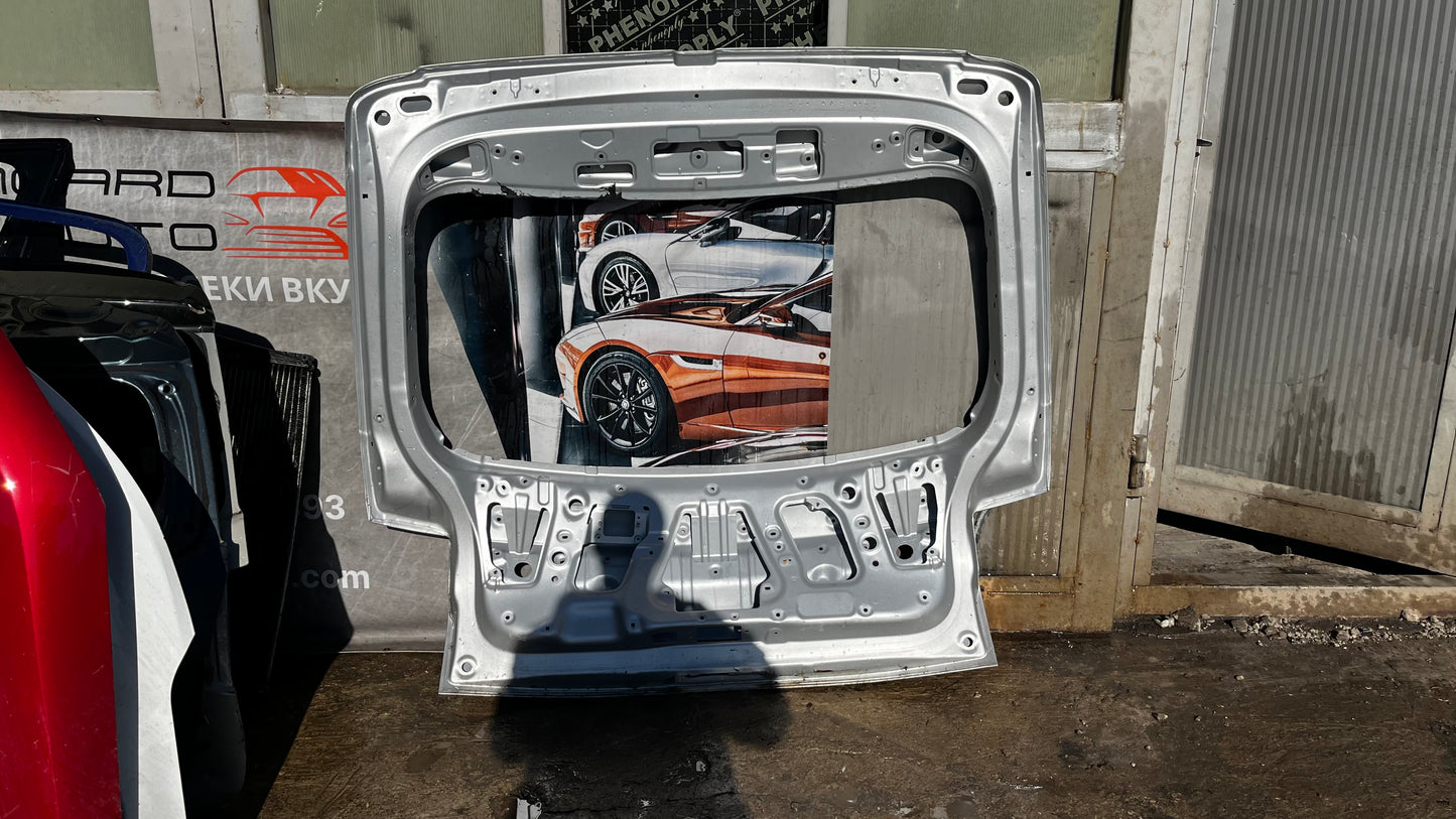 Багажна врата Hyundai Ioniq 5