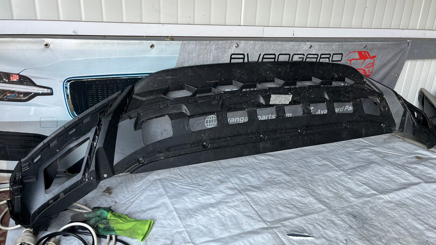 Част от предна броня Volkswagen Tiguan 2 Lift