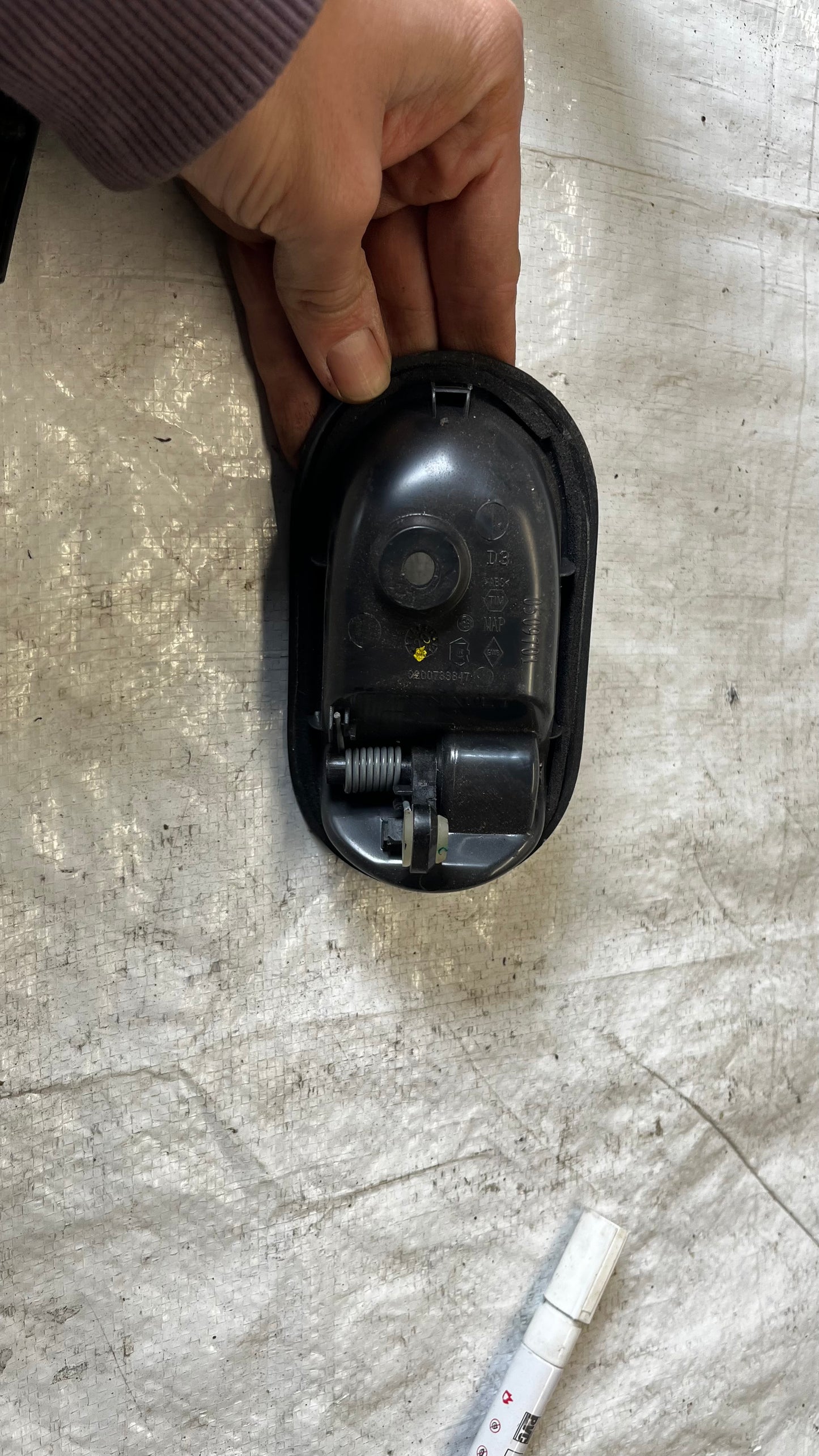 Dacia Dokker вътрешна дясна дръжка