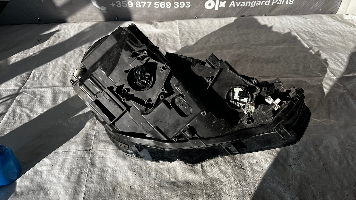 Audi A3 8V десен фар