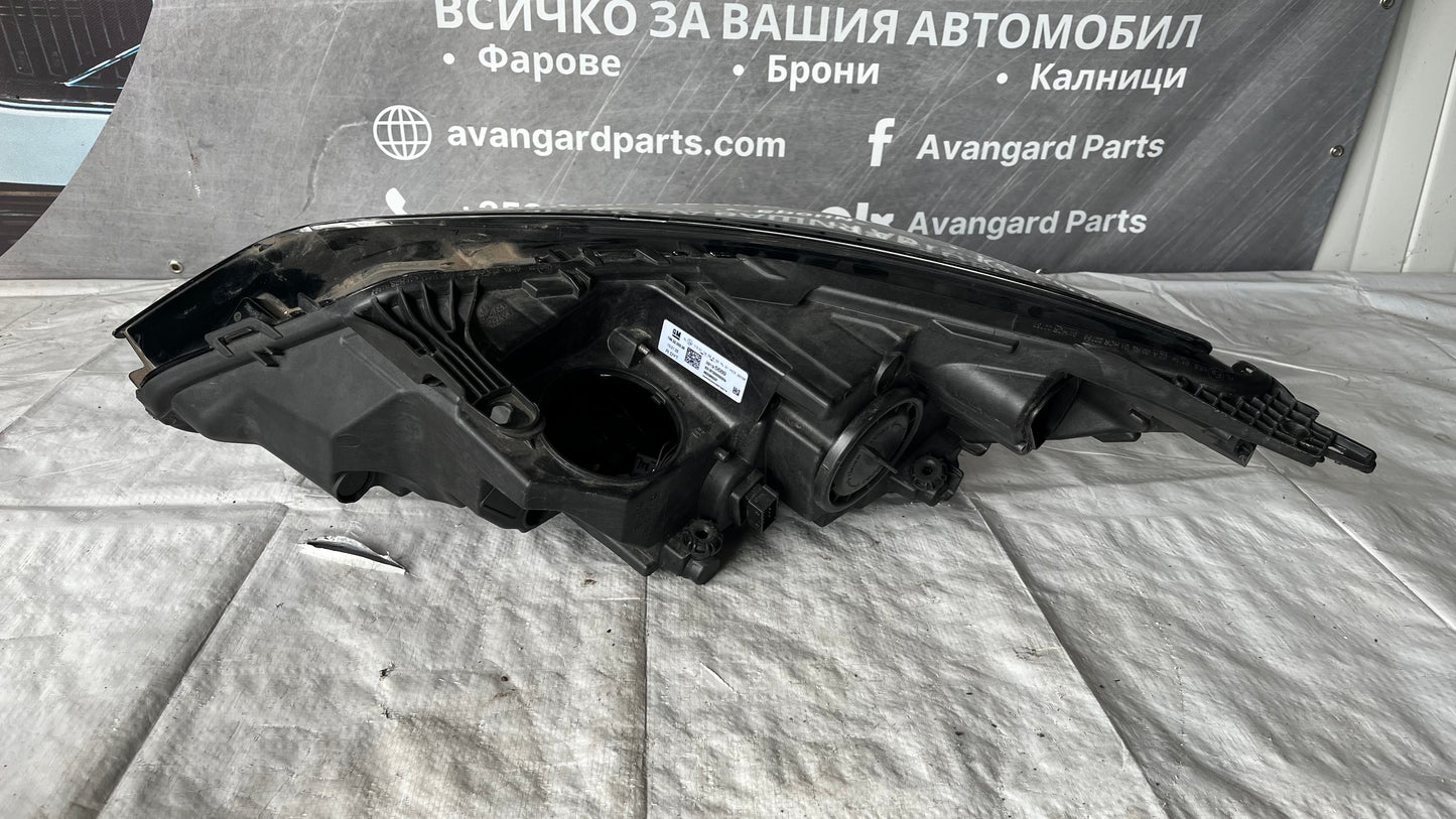 Десен фар Opel Astra K 2015-