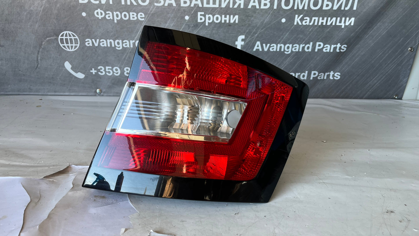 Десен стоп Skoda Fabia 3 комби 2015-2022