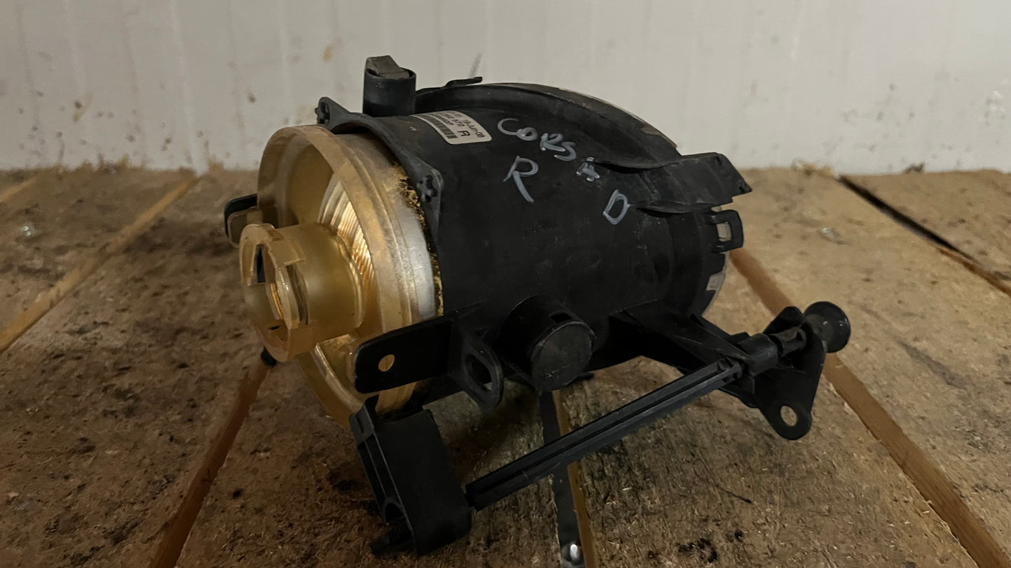 Ляв халоген Opel Corsa D